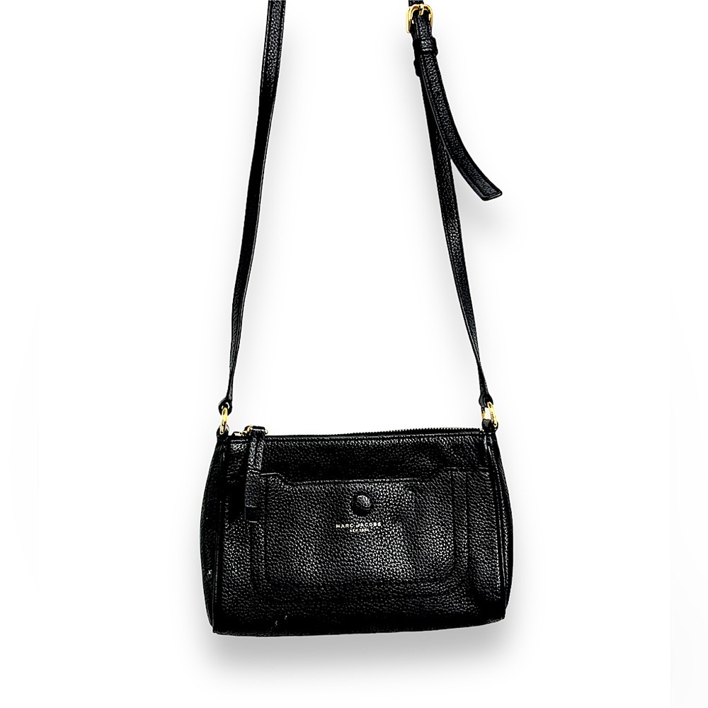 • Marc Jacob Crossbody zipped black bag